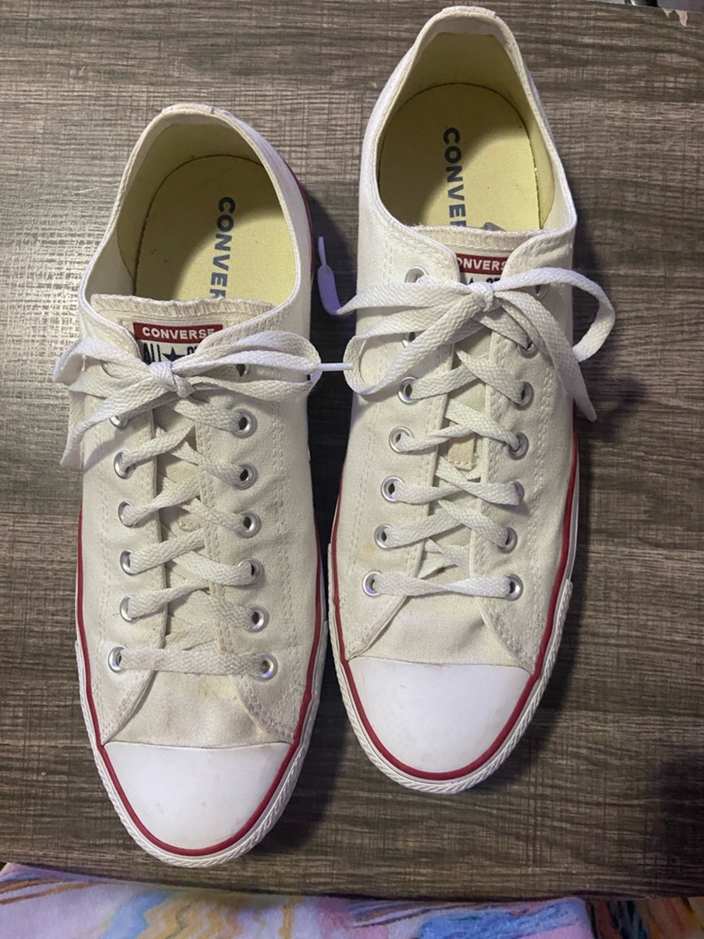 Converse Mens White Canvas Low-Top Sneakers with Red Trim